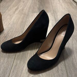 Tory Burch Black Wedge Shoes size 7.5